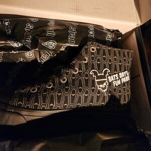 Strange Cvlt Barn Bats size 8